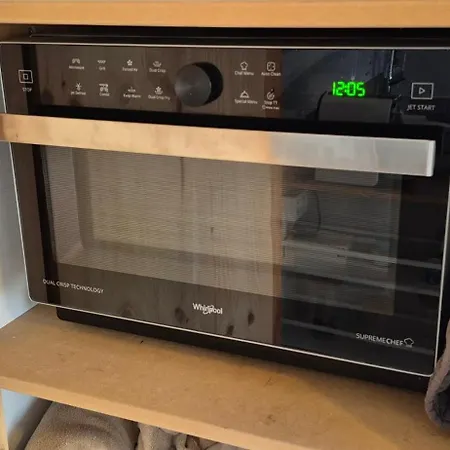 Lägenhet Petit Cocon Climatise, Vue Et Wifi *
